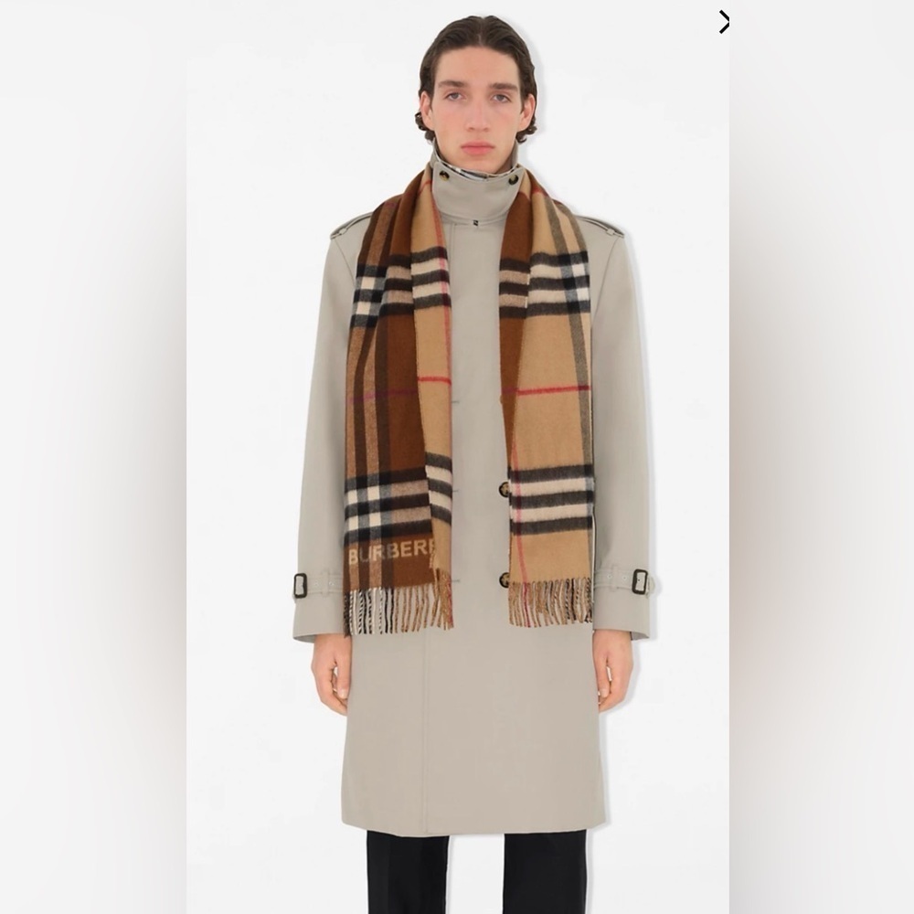 Burberry Classic Check Scarf in Brown and Tan. Excellent condition